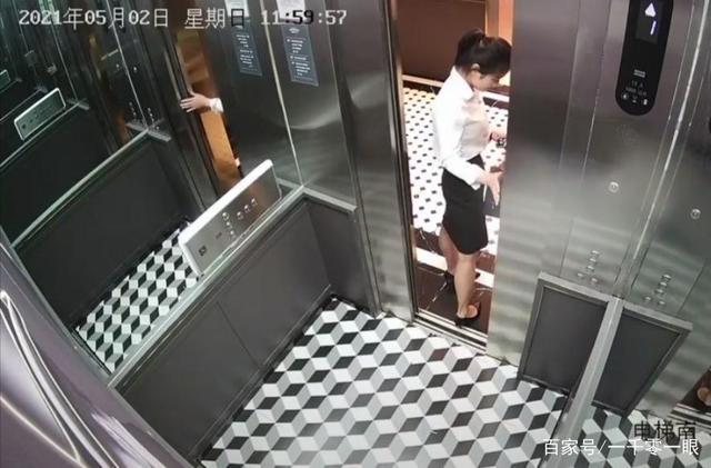 澳门研究生申请条件和挡电梯门致幼童被困与挡电梯门这事到底有多危险?