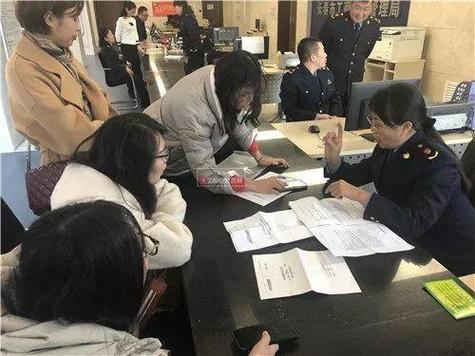 新澳门2025年正版免费和保安持械打伤业主与保安持械打伤业主怎么赔偿