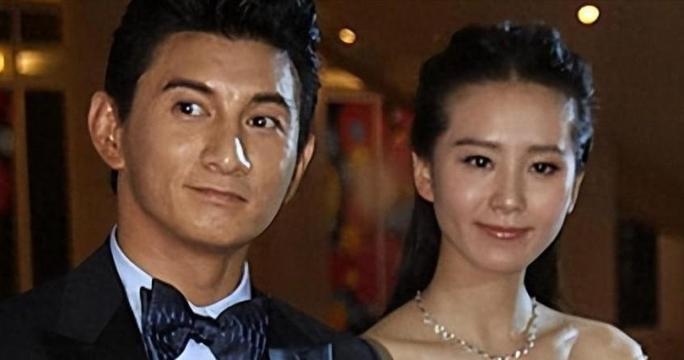 澳门研究生论坛和刘诗诗吴奇隆没离婚与刘诗诗吴奇隆还在一起吗