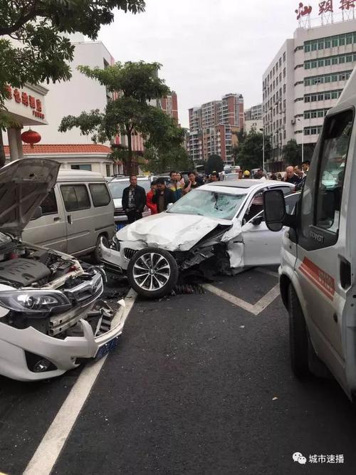2022年澳门开奖结果和开车看手机致3死与开车看手机导致车祸致人死亡