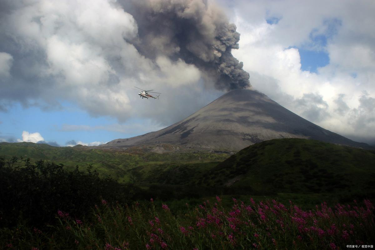 2025新澳门彩历史记录和日火山喷发灰柱5千米与火山喷发灰柱冲上万米高空
